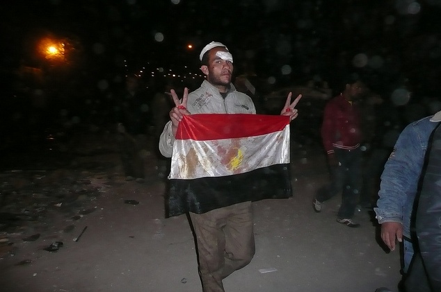 What role did social media play in the news coverage of 2011 Egyptian revolution?